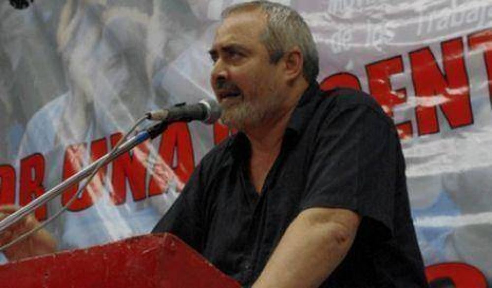 "Es un traje a medida para una multinacional"