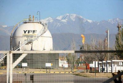 Finalmente, el Gobierno anul� la suba de Ingresos Brutos a YPF