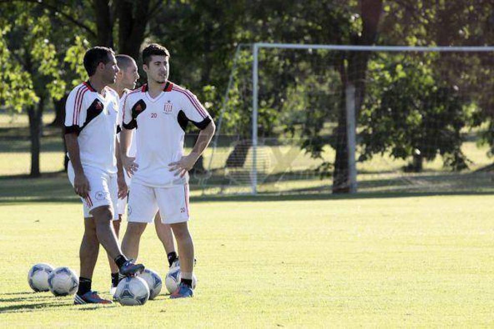 Ya est� en el Country Alessio Innocenti, el nuevo refuerzo Pincha