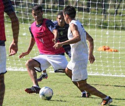 Lunes de f�tbol en Estancia  