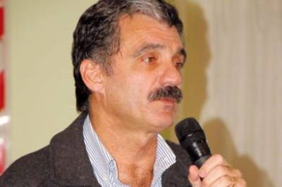 El gobernador �ni desmiento, ni confirmo� versiones sobre cambios en el Gabinete