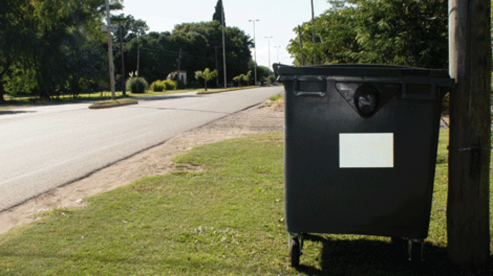 Se instalaron contenedores en la Av. De Tomaso 