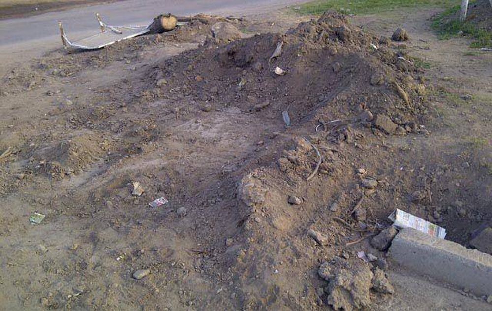 Robaron los materiales a un grupo de frentistas en C�rdoba