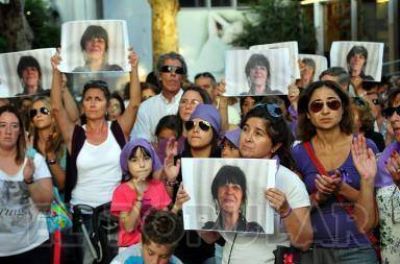 Olavarr�a sali� a la calle a decir "No m�s violencia contra las mujeres"