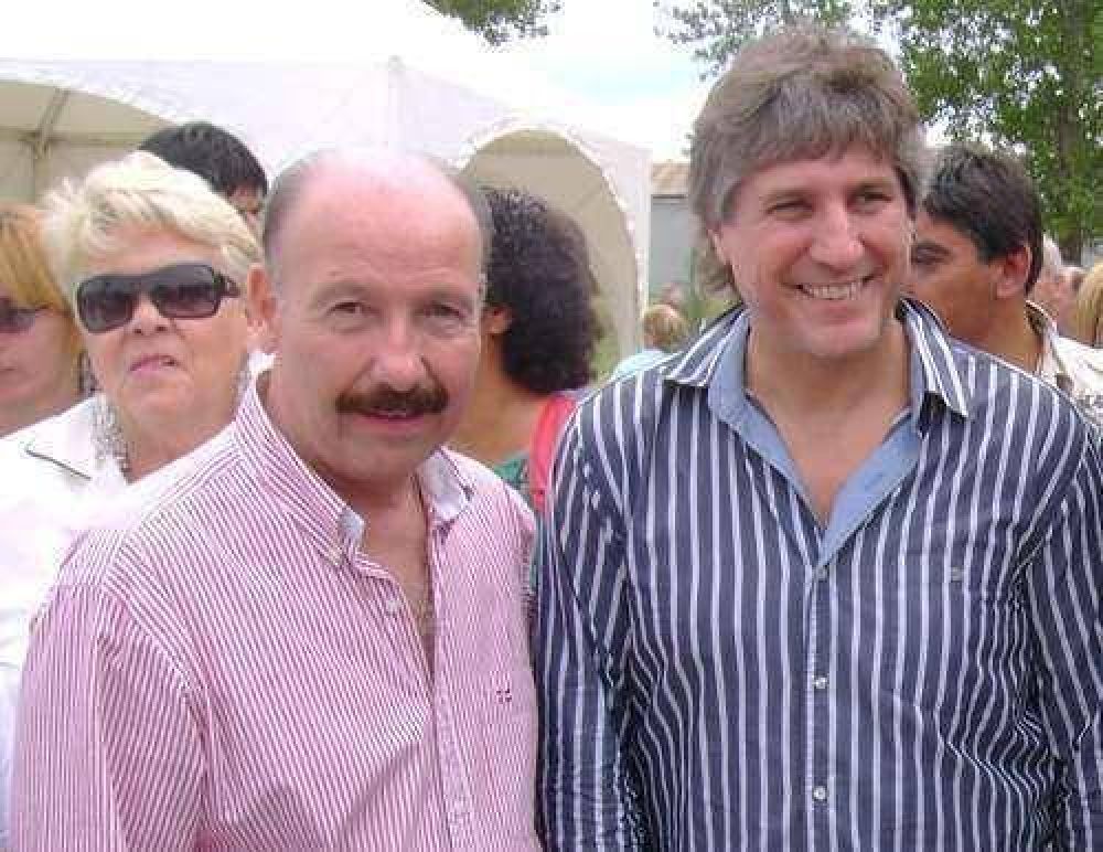 INZA ESTUVO EN UN ACTO QUE ENCABEZ� BOUDOU