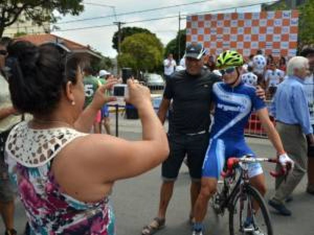 Los turistas coparon los hoteles de la capital y el circuito serrano