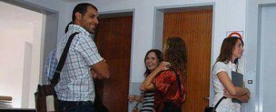 Universidad de R�o Negro convoca a docentes