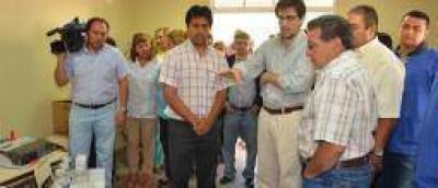 Beder defendi� su politica sanitaria y banc� al ministo Luna