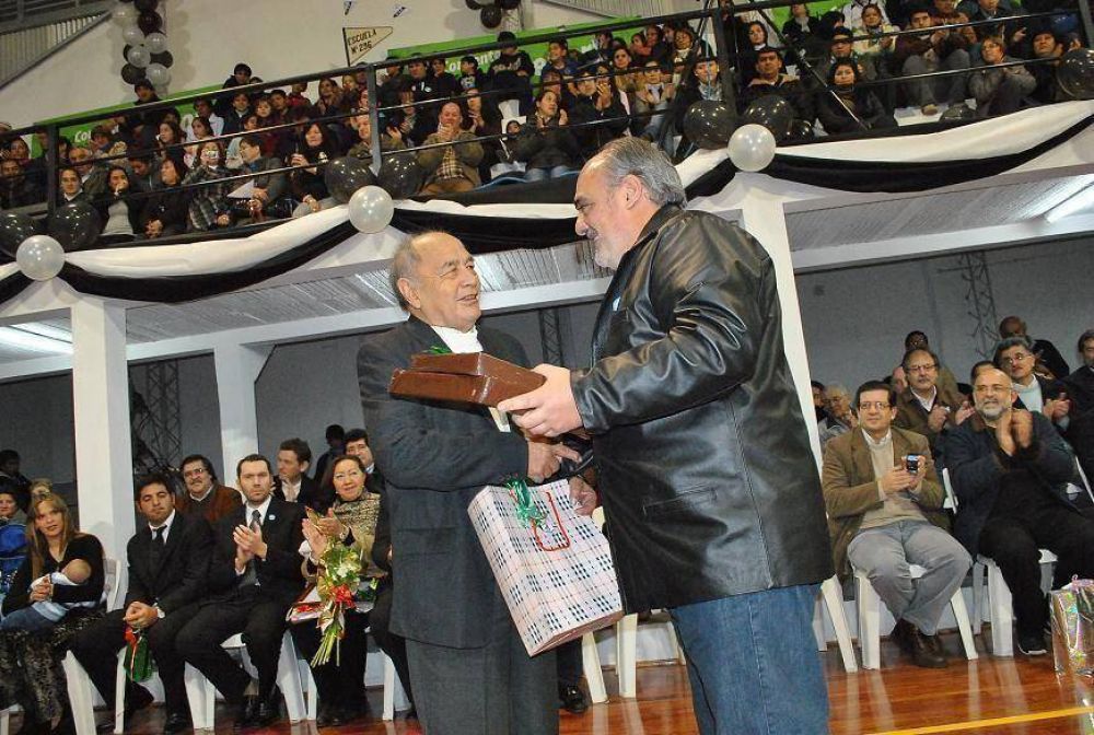 Con obras provinciales que renovaron su sede, el Club Ping�inos festeja 80 a�os de vida