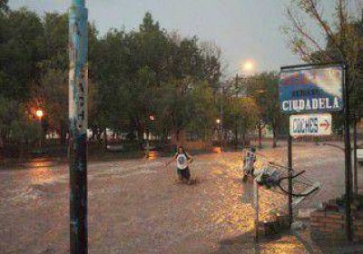 Nuevo temporal en Rinc�n caus� m�s destrozos 
