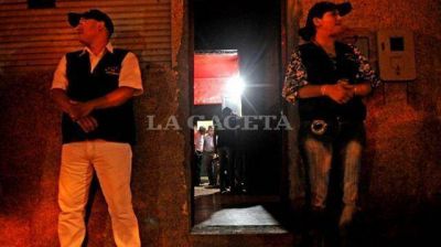Despu�s de un mes, volvieron a allanar el mismo prost�bulo