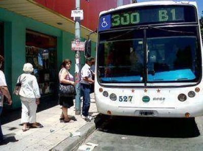 La mayor�a de los quilme�os opinaron que en los colectivos "se viaja mal y se paga mucho"