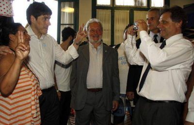 Pulti, acto tras acto, intensamente alineado