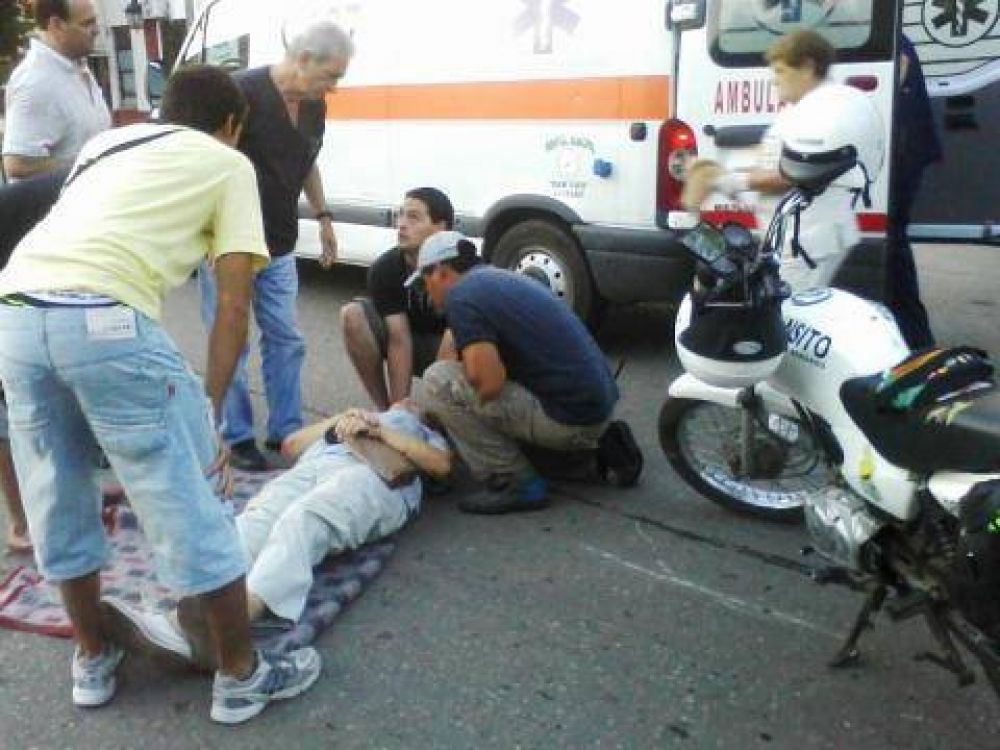 Moto de transito atropell� a un peat�n cuando acud�a a una emergencia