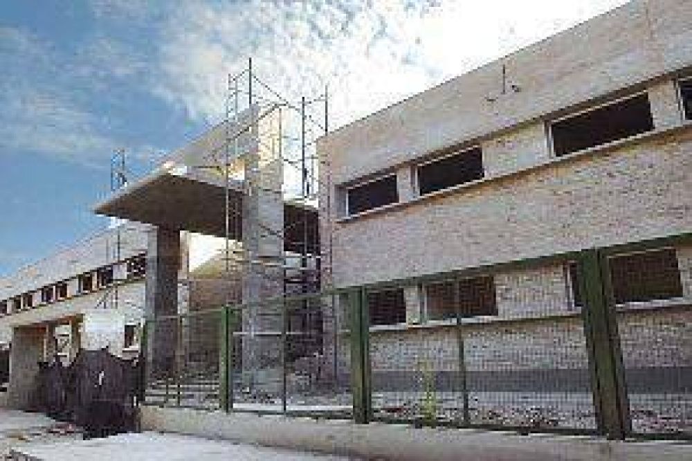 Con la apertura del ciclo lectivo, Zamora inaugurar� 7 escuelas