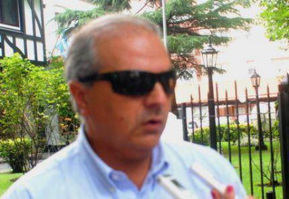 Denuncian que inspectores municipales �obligan� a cerrar a los kioscos de Alem a las 4 de la ma�ana 