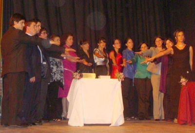 Emotivo acto de colaci�n del CURS