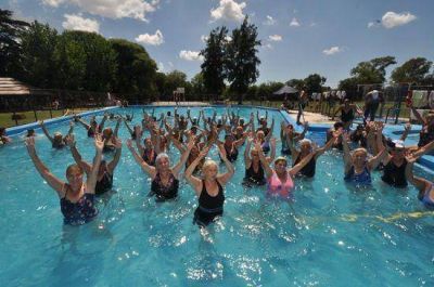 M�s abuelos pueden disfrutar la colonia de verano de Ituzaing�