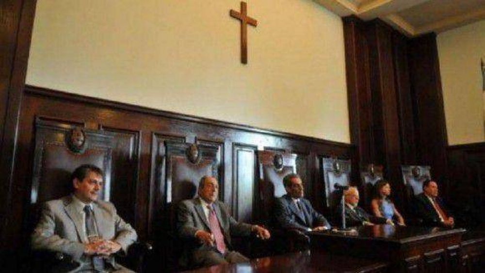La Corte Suprema fall� por la prescripci�n de los aportes jubilatorios de los abogados