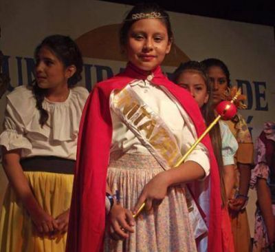 Luana Escalante elegida como la nueva Reinita del Yokavil