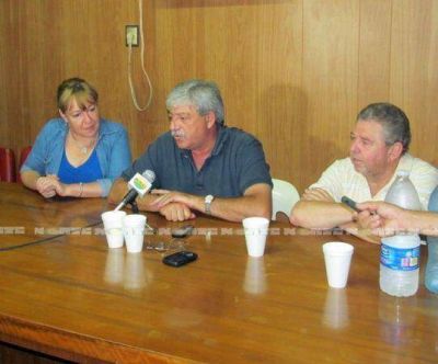 Buzzi reconoci� que el campo reaccionar� cuando la crisis llegue a los bolsillos del productor