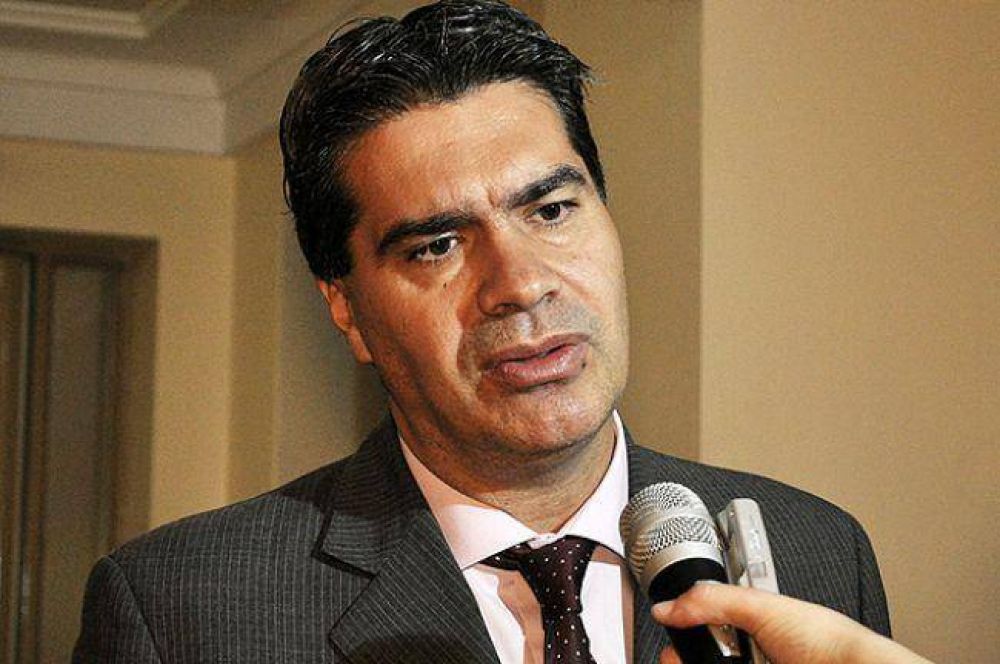 Gobierno y gremios docentes retoman las negociaciones salariales el viernes