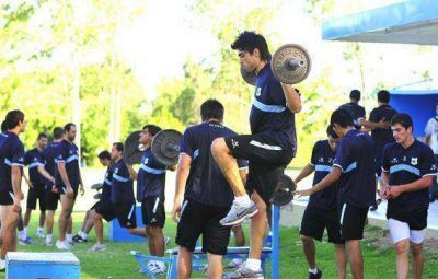 G�mez sigue probando