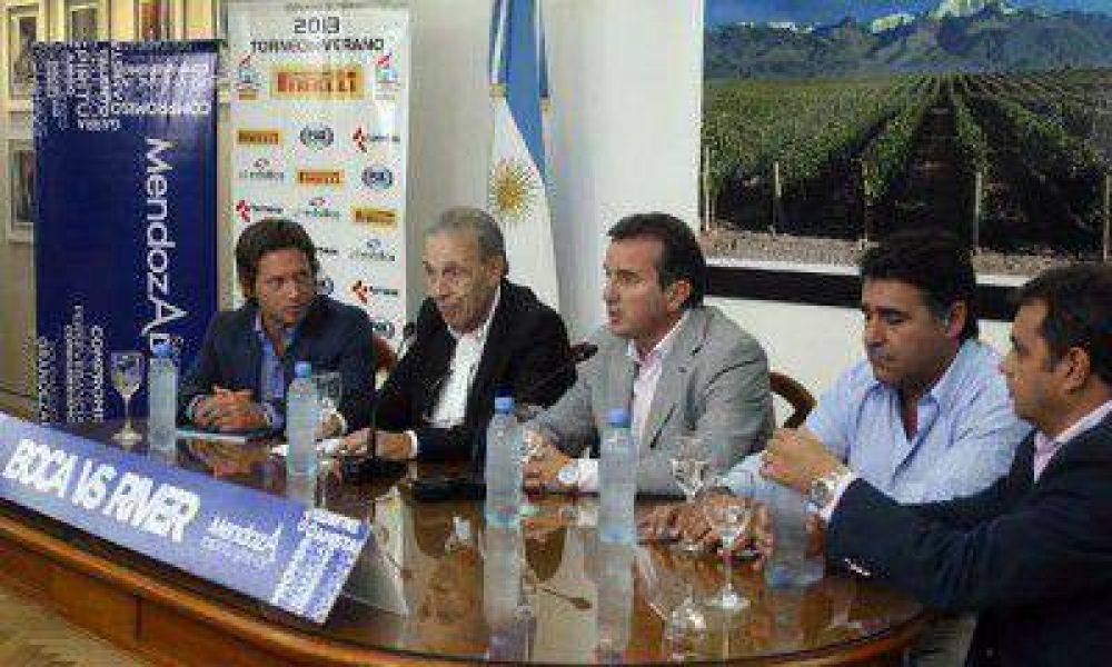 Habr� 1500 polic�as afectados al operativo del supercl�sico en Mendoza