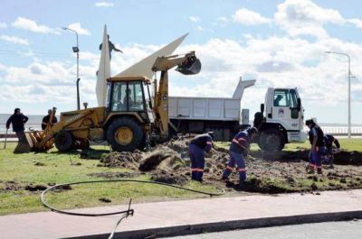 Construcci�n de veredas y cerco en predio Monumento del Mirage M5 Mara