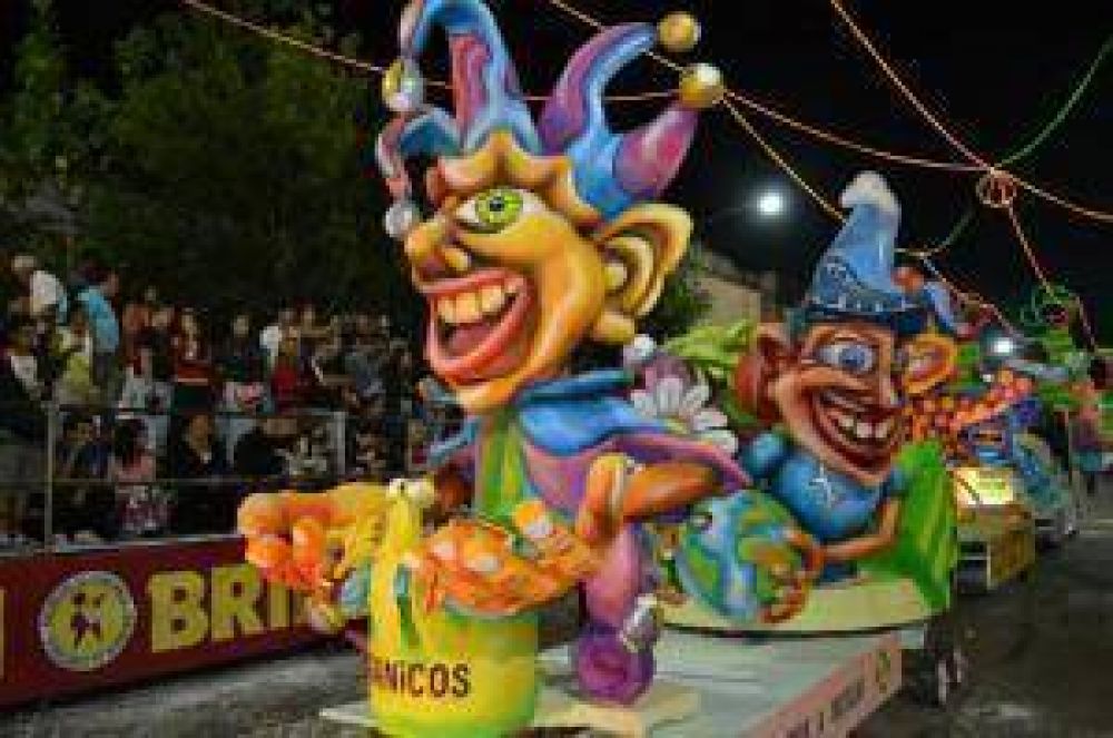 Espectacular comienzo del Carnaval de Lincoln