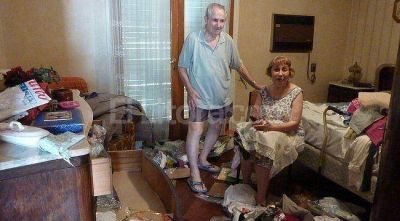 Sac� la basura y entraron ladrones
