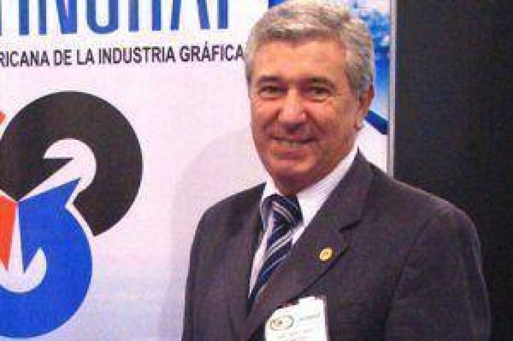 La UIA dice que es "l�gico" el d�lar de Moreno a $ 6