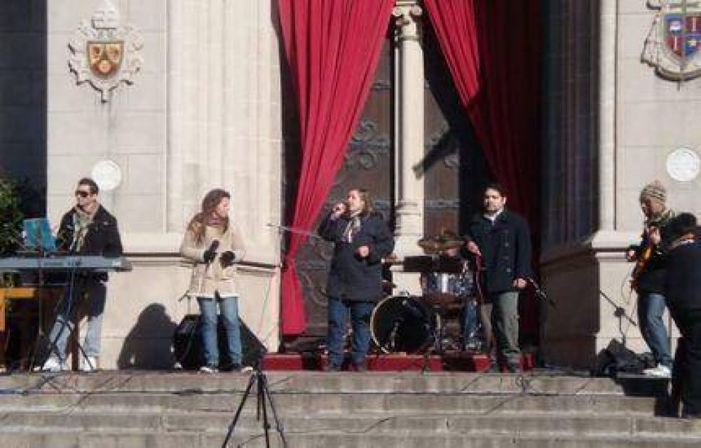 Realizar�n un festival de bandas j�venes en escalinatas de la Catedral