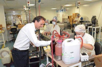 Gabriel Katopodis sigue visitando f�bricas del partido de San Mart�n