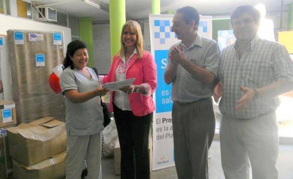 Insumos y equipamiento para �reas Program�ticas