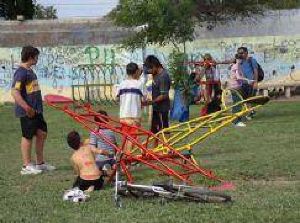 Piden al Centro Vecinal del barrio General Roca por el arreglo de una plazoleta
