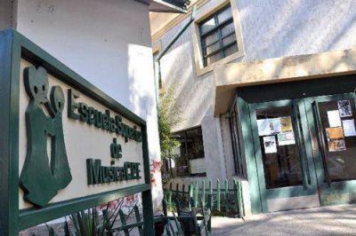 Estudiantes terciarios aseguran que no pueden terminar sus estudios