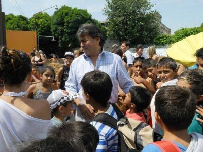 Visita a las Escuelas de Verano
