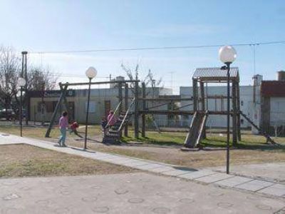 Peleando por lo b�sico: Luz y agua