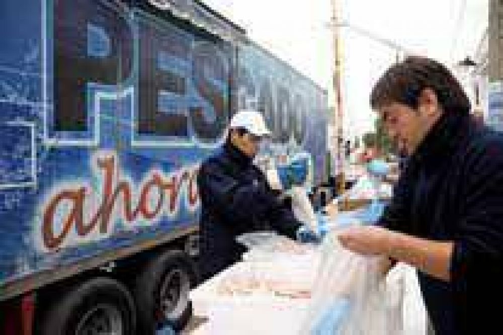 �Pescado para todos� en Avellaneda