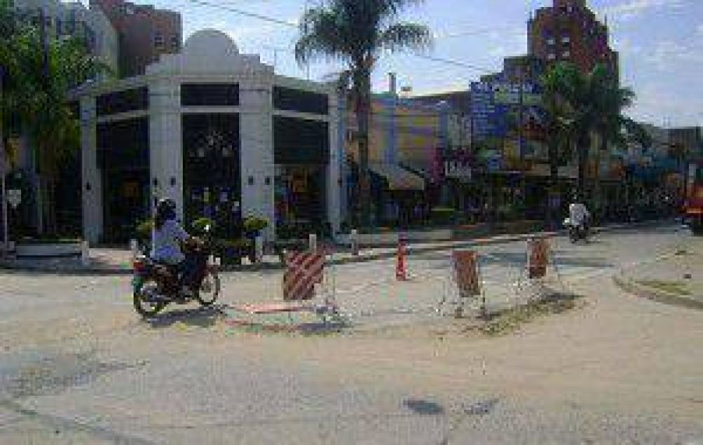 La Municipalidad encara trabajos de bacheo en varios puntos de la ciudad