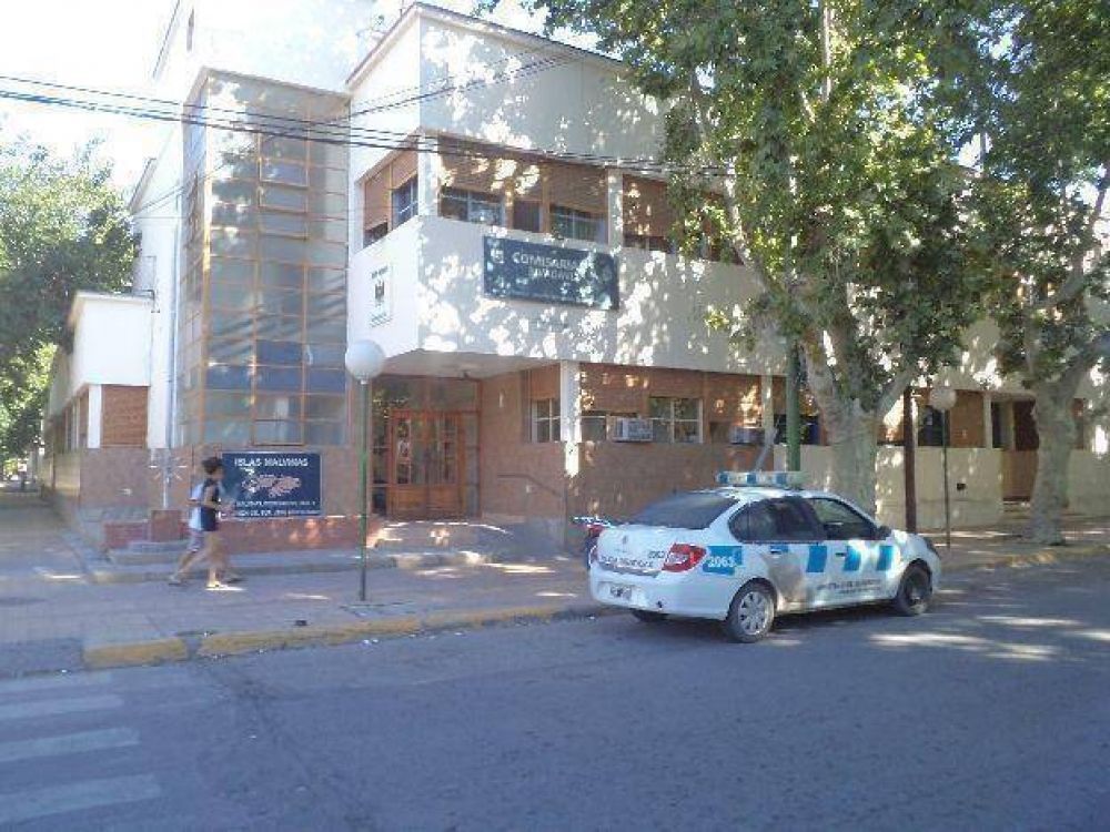 No cede la conmoci�n en Rivadavia por la violaci�n de una joven en un asalto y la Polic�a a�n no tiene pistas