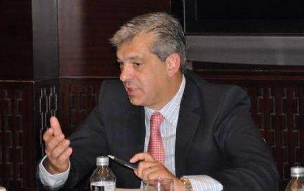 "El debate por la coparticipaci�n debe darse con seriedad"