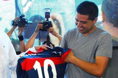 El futuro de Riquelme vuelve a estar ligado a Tigre