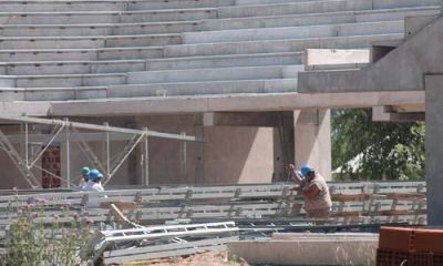 El microestadio del polideportivo municipal va tomando forma