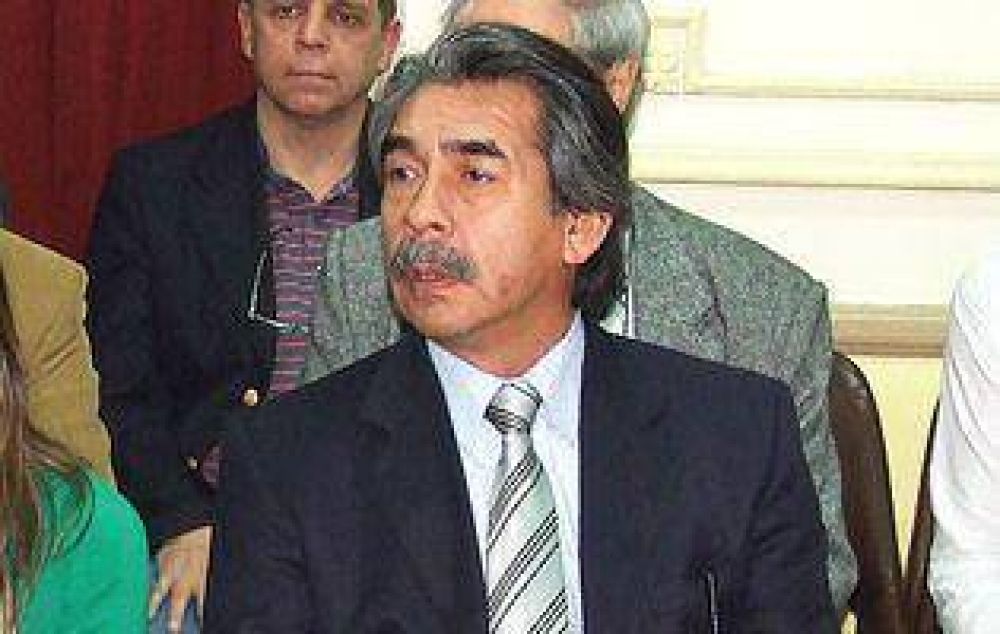 Lanus: Para Viscelino, las criticas de La Juan Domingo son �il�gicas"