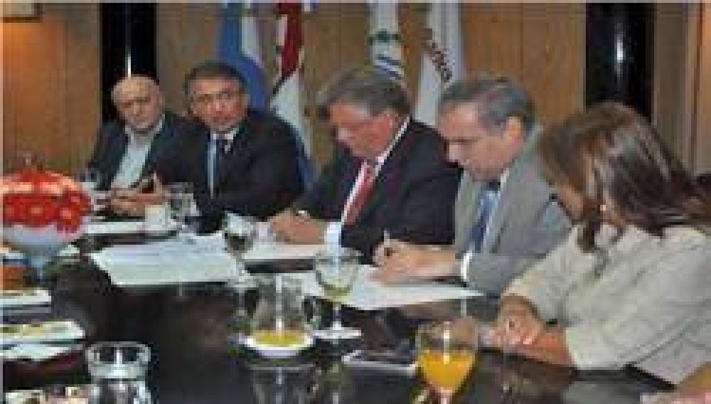 Ayuda financiera a empresas de Rosario y Villa Gobernador G�lvez