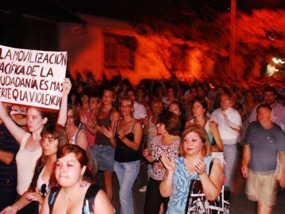 Manifestaci�n expont�nea frente a la municipalidad por inseguridad