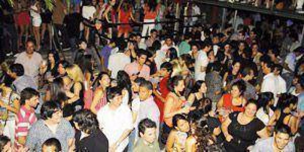 Pol�mica nacional por un boliche formose�o