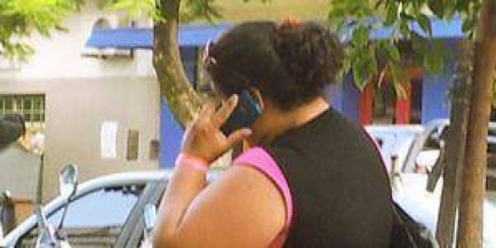 Alivio ante el freno al aumento en celulares